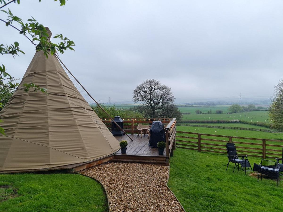 Отель Burtree House & Retreats Tipi With Secluded Hot Tub Thirkleby Экстерьер фото